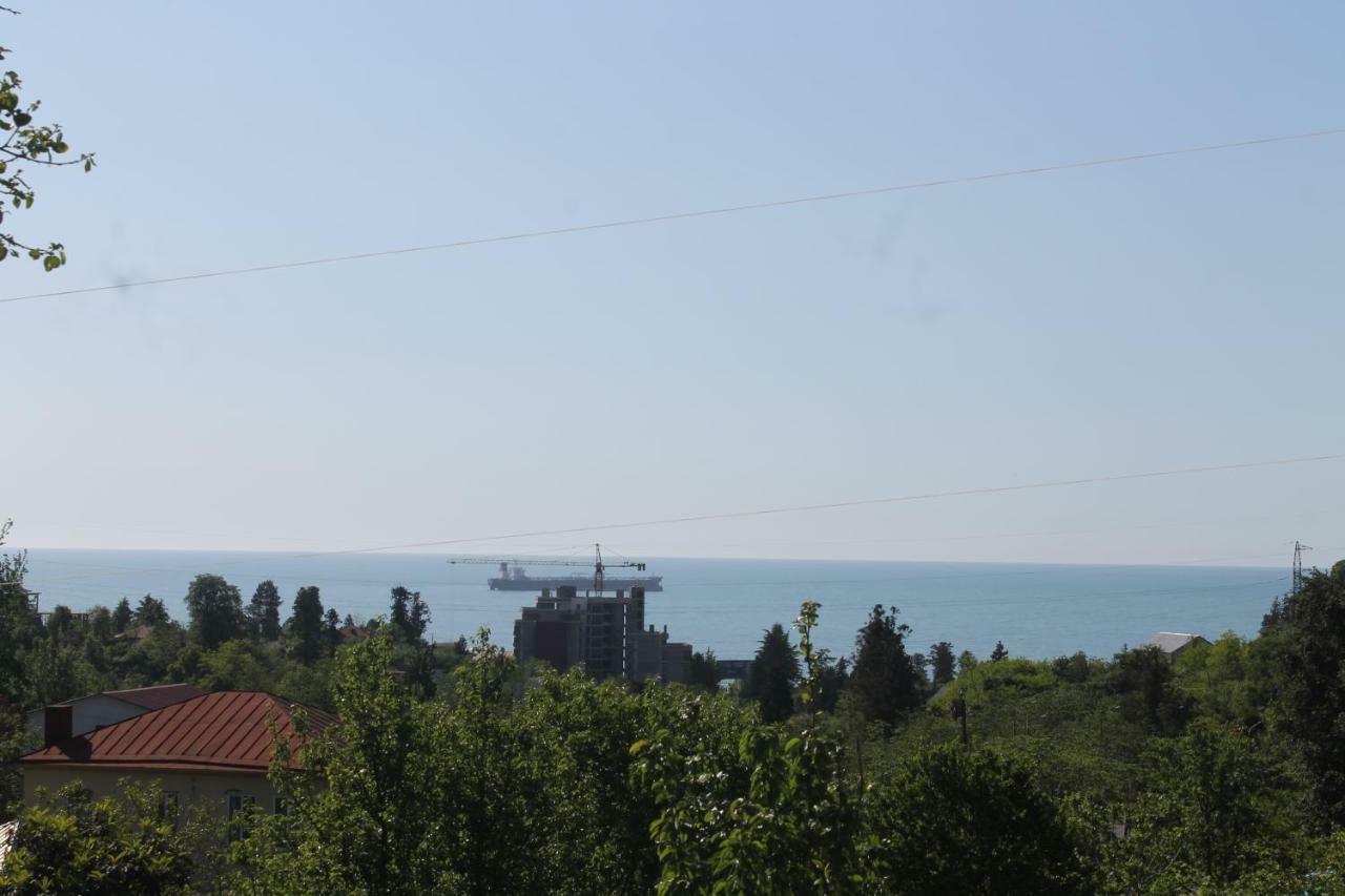 Apartment Murad Batumi Esterno foto